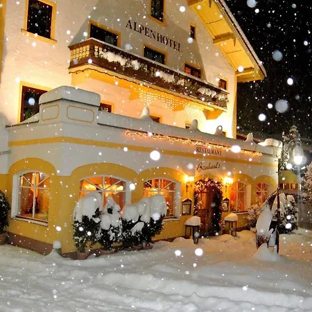 Bernhard's Hotel 3*