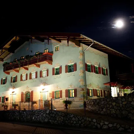 Bernhard's Hotel 3*